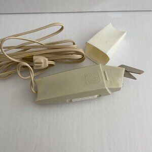 Vintage Dritz Scovill Electric Scissors Crafting Quilting Material Cutting Tools